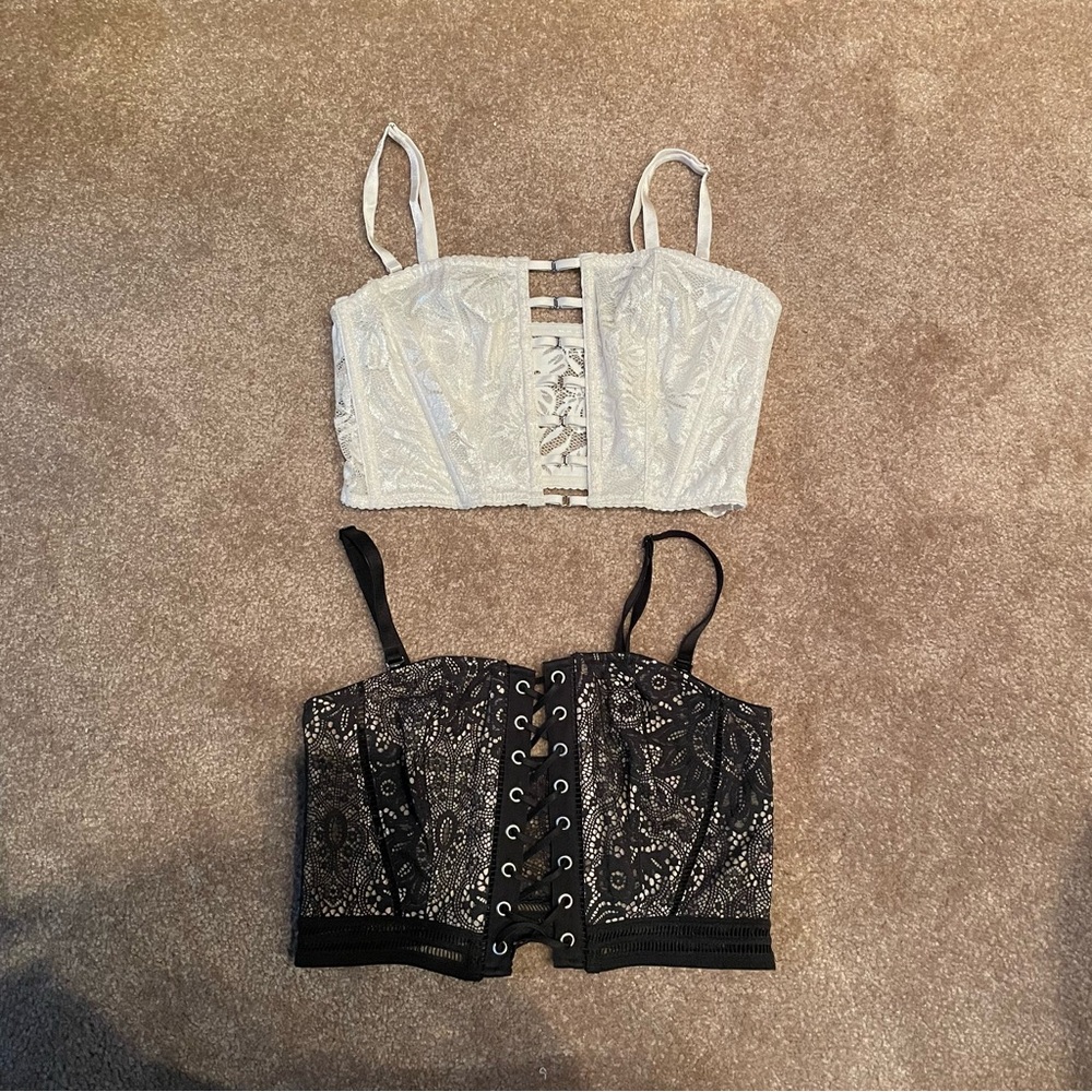 2 FOR THE PRICE OF 1. White corset top & Black corset top. (Victoria Secrets)